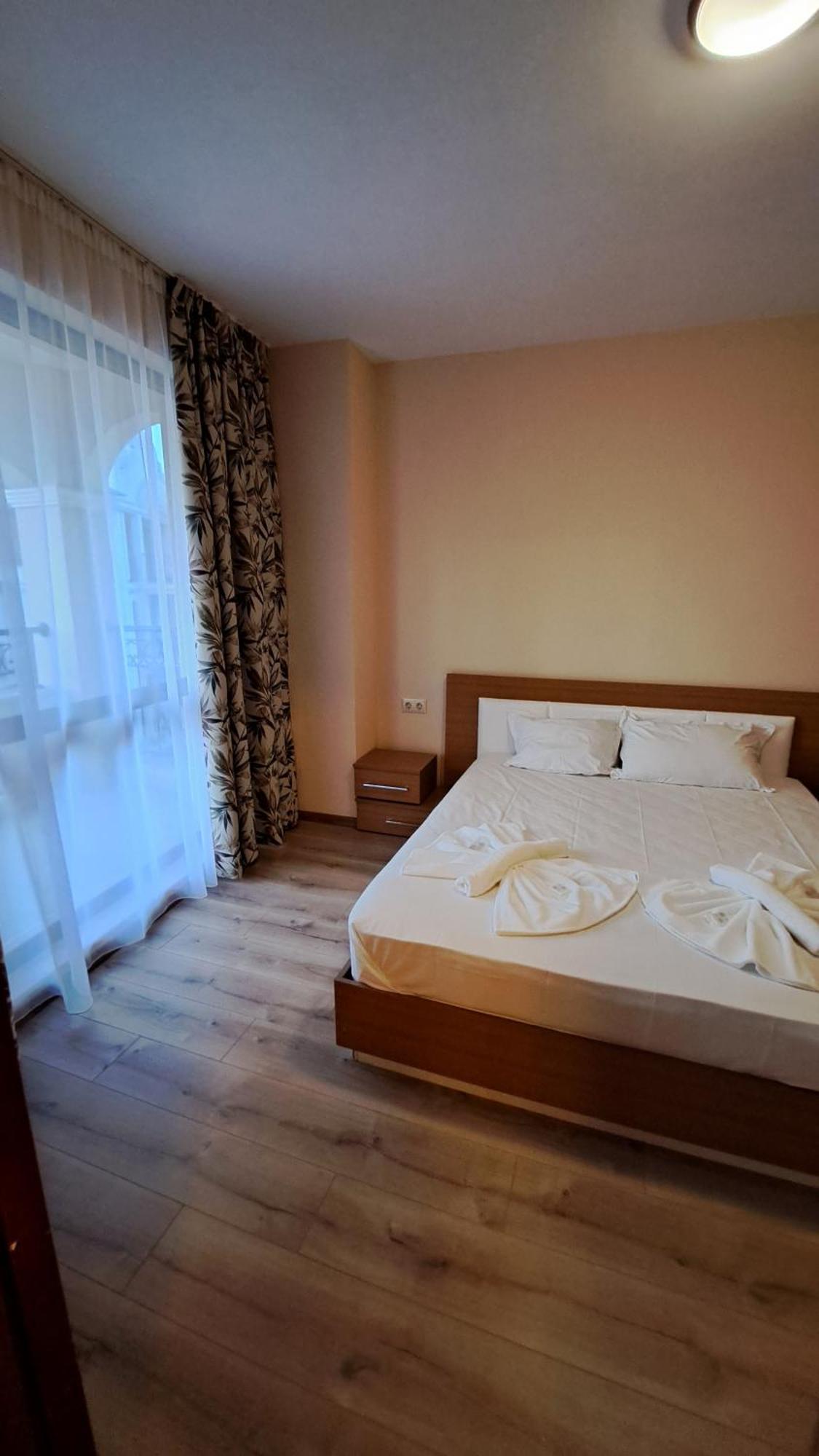Hotel Seasons 3 Slântsjev Brjag Eksteriør bilde