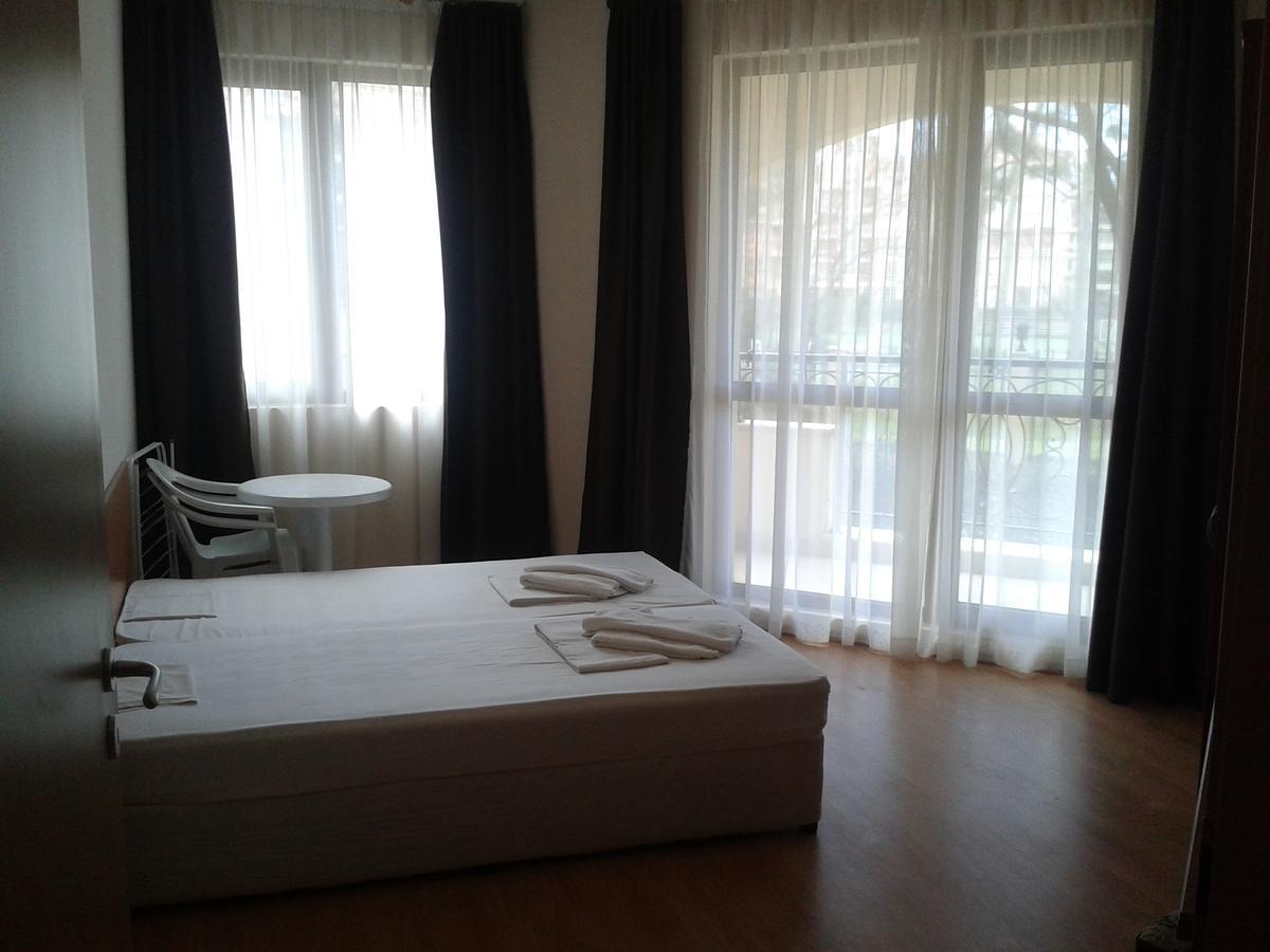 Hotel Seasons 3 Slântsjev Brjag Eksteriør bilde