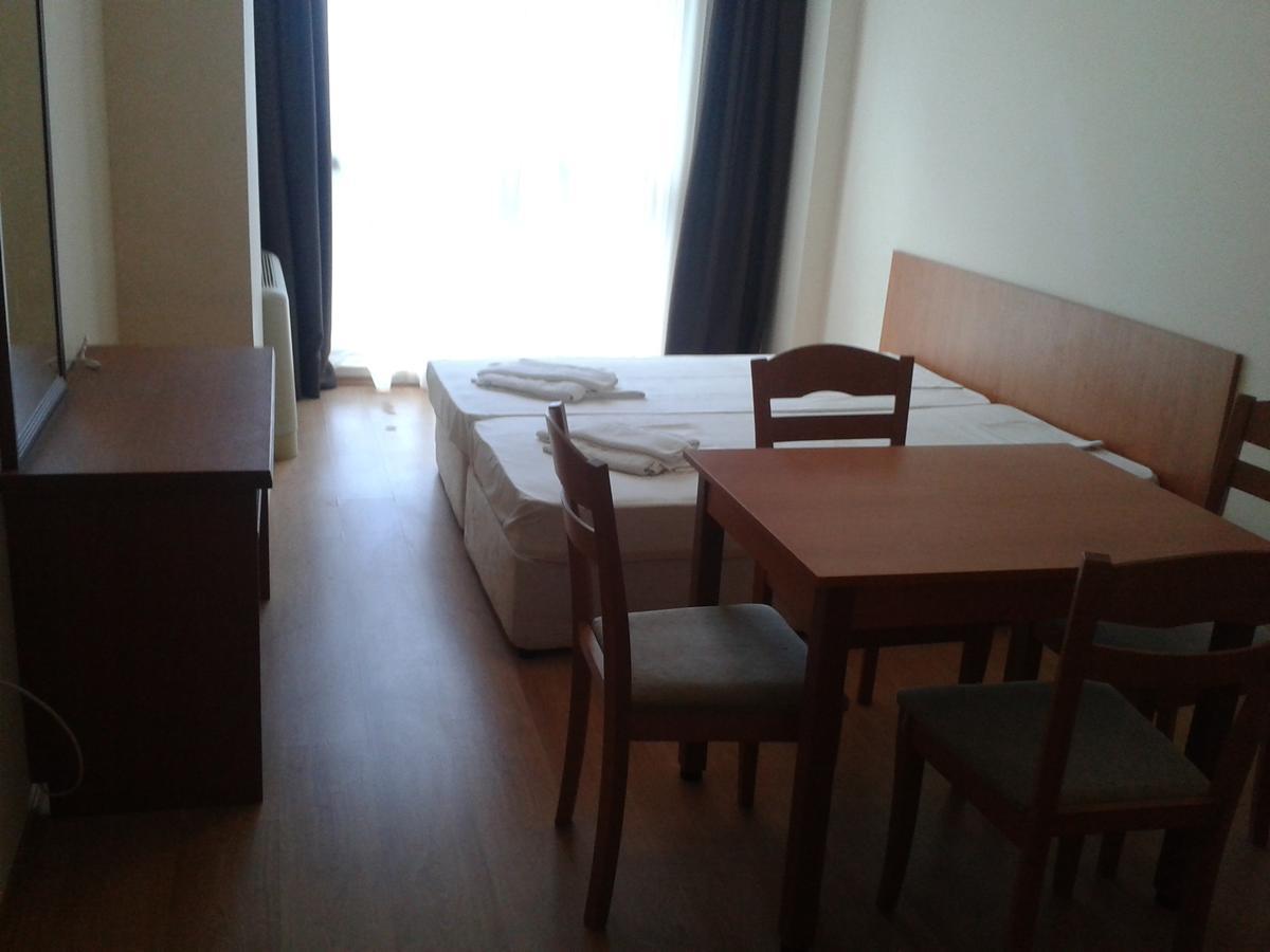 Hotel Seasons 3 Slântsjev Brjag Eksteriør bilde